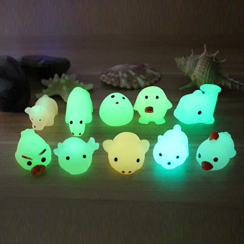 Large Glow in the Dark Squeeze Mochi Pets